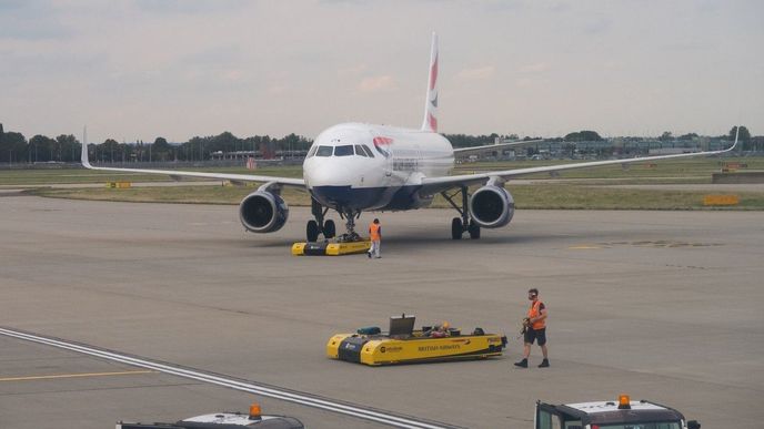 Společnost British Airways postihl další rozsáhlý výpadek počítačových systémů - ilustrační snímek