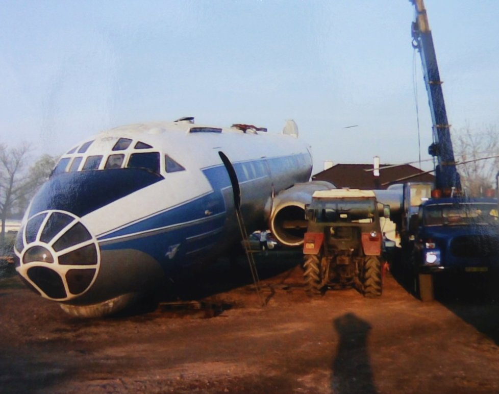 Letadlo před rekonstrukcí.