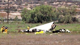 Dvoumotorový Sabreliner se srazil s jednomotorovou Cessnou 172 zhruba tři kilometry od místního letiště Brown Field.