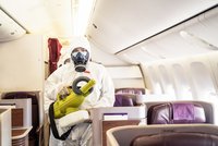 Letušky odhalily nejšpinavější místa v letadle: Tohle osahá každý cestující
