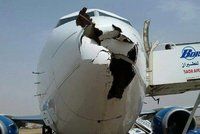 Hejno ptáků málem zabilo cestující letadla: Boeingu zničilo celý „čumák“