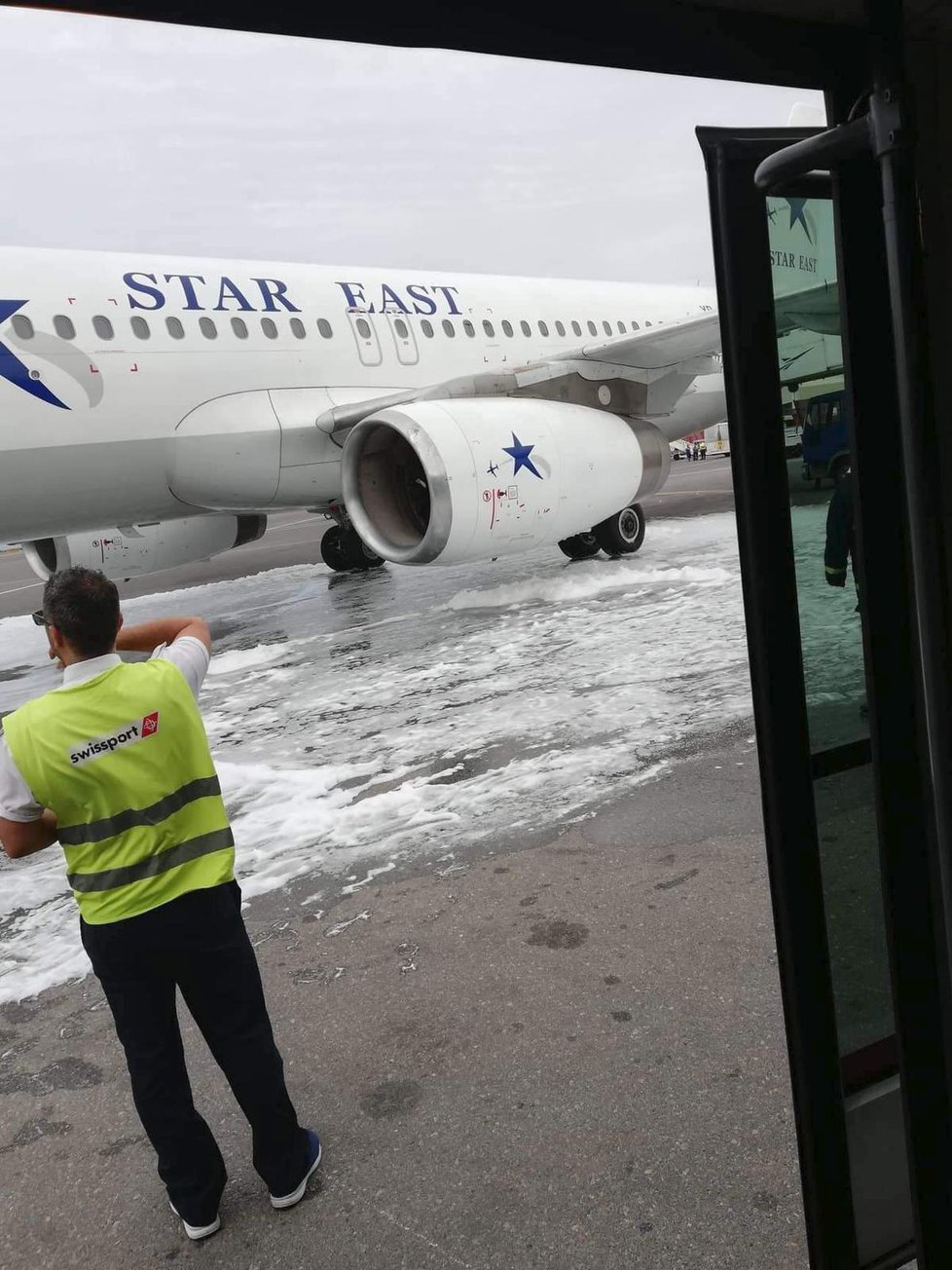 Letadlo směřující do Hurghady nebylo jediným letem, který se ocitl v problémech.