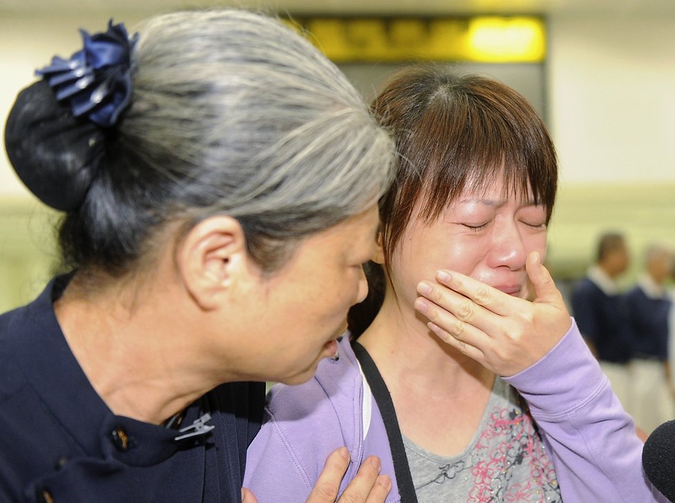 Smutek rodin obětí z tchajwanského letu