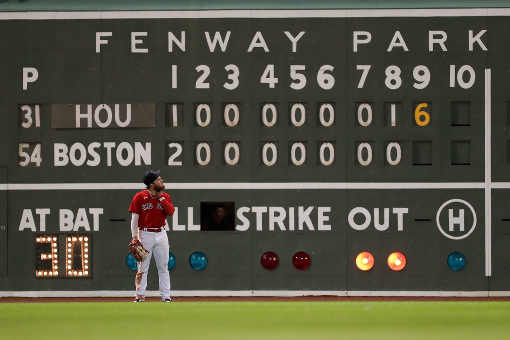 Houston Astros čtvrté utkání vyhrál a fanoušky potěšil.