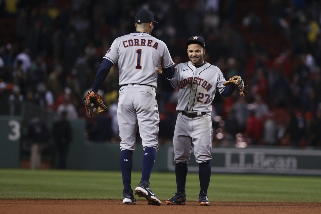 Houston Astros čtvrté utkání vyhrál a fanoušky potěšil.