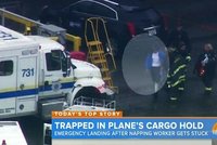 Americké letadlo muselo nouzově přistát: V zavazadlovém prostoru jim usnul muž