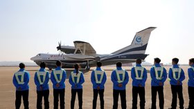 Čínské obojživelné letadlo uskutečnilo první, hodinový let
