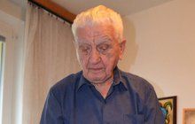 Generál Emil Boček (93): Místo létání peče vánoční cukroví!