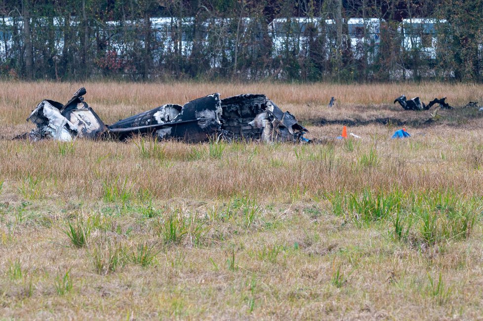 Pět lidí zemřelo při havárii osmimístného letadla v USA, (28.1.2019).