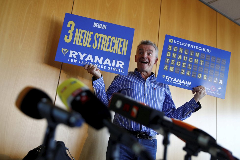 Šéf letecké společnosti Ryanair Michal O’Leary promluvil o zrušení letů na tiskové konferenci.