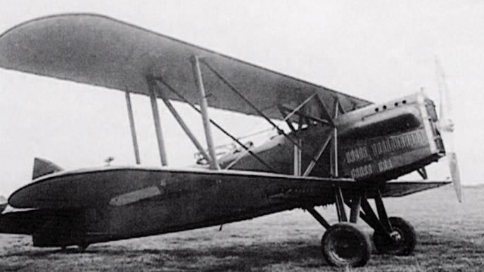 Bombardér Š-16. Tímto strojem cestovali Jaroslav Skála a Matěj Taufer.