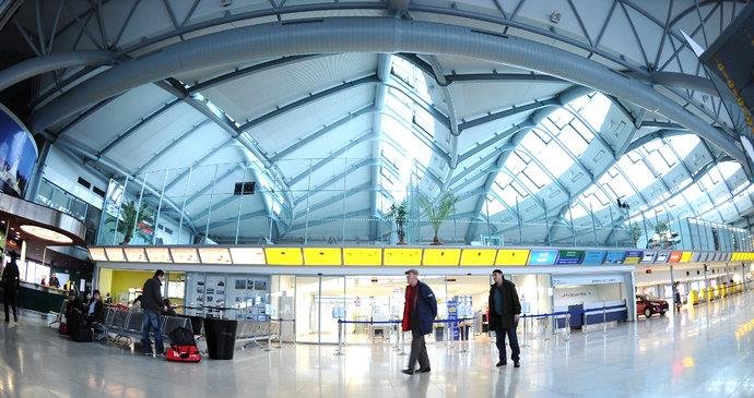 Letiště v Brně postupně omezuje nabídky letů.
