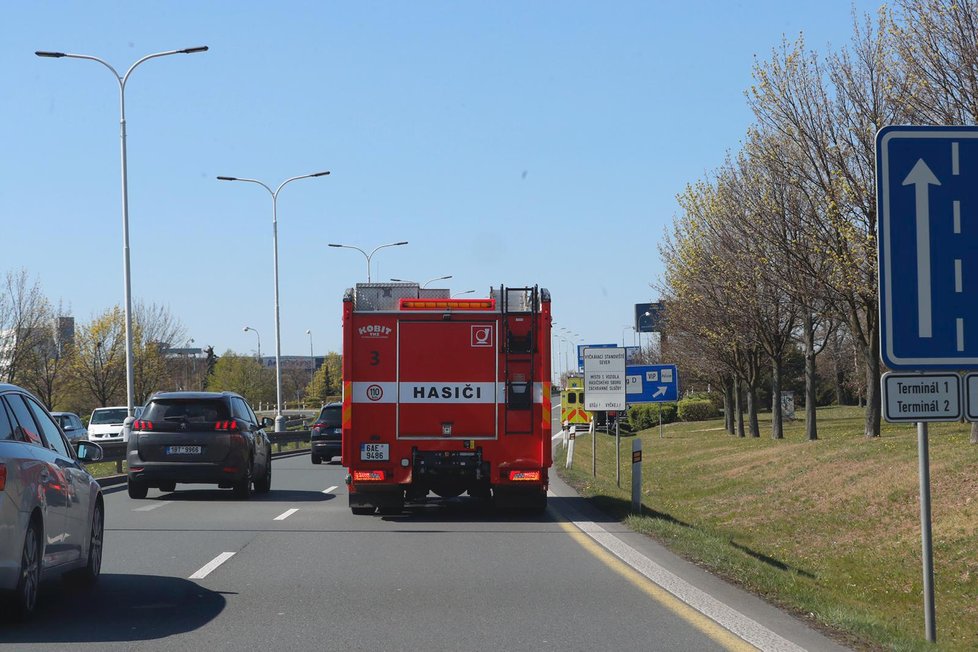 Cvičení k havárii letadla na pražském letišti, 17. dubna 2019.