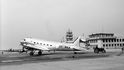 Letiště Praha v roce 1953. v popředí letoun Douglas DC-3