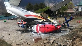 V roce 2019 letoun narazil do helikoptéry na letišti v nepálské Lukle. Zemřelo několik lidí.