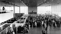 Odbavovací hala pražského letiště v osmdesátých letech minulého století Odbavovací hala pražského letiště v osmdesátých letech minulého století