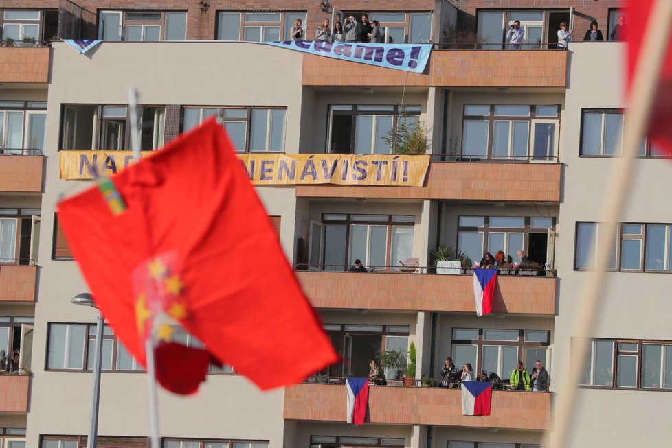 Demonstrace na Letenské pláni spojená s 30. výročím sametové revoluce (16. 11. 2019)