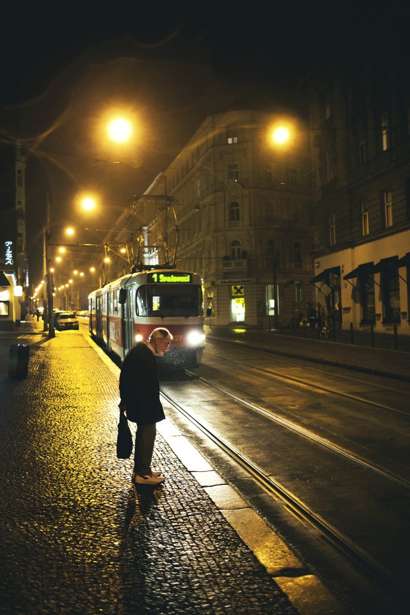 Martin Schubert se svými fotografiemi Letná a Štrossmayerák oslovil porotu v kategorii Lidé v Praze - Centrum FotoŠkoda. Obdržel za ně 1. místo.