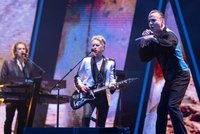 Fanoušci Depešáků si kromě dvou koncertů užijí warm up a after party i společné focení