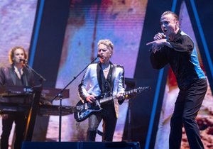 Koncert kapely Depeche Mode v rámci turné k albu Memento Mori, 30. července 2023, Praha. 