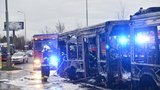Hořící autobusy ohrozily desítky lidí. Praha stahuje z provozu na 50 vozidel