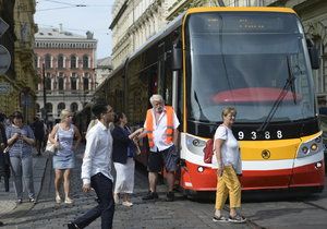 Klimatizovanou tramvaj poznáte podle žlutého pruhu