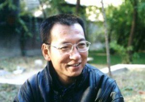 Liou Siao-po zemřel. Známému čínskému disdentovi, básníkovi a politickému vězni bylo 61 let.