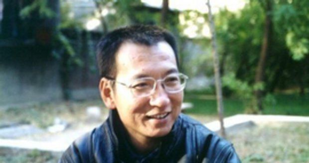Tělo disidenta Siao-poa v Číně zpopelnili. Vdova si to přitom prý nepřála