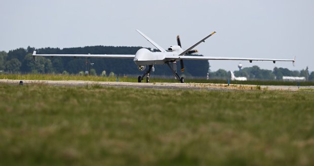 V Mošnově na Novojičínsku přistál bezpilotní letoun MQ-9 Reaper. Šlo zřejmě o první přistání takového letounu na civilním letišti v Evropě.