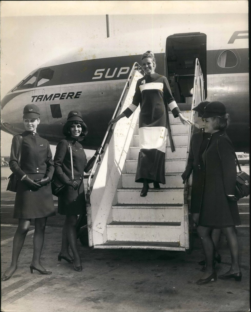 Uniformy letušek Binnair z roku 1969