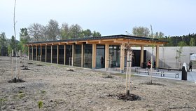 Muzeum romské kultury otevřelo Památník holokaustu Romů a Sintů v Čechách (23.4.2024)