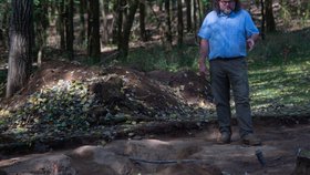 Archeologové našli v Letech na Písecku, kde byl za války romský koncentrační tábor, hroby jednotlivců. Odkryli jeden hrob s pozůstatky vězeňkyně mladší 40 let, nalezli i sedm hrobových jam.