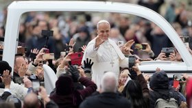 Papež Lev XIV. vystoupil s poselstvím Urbi et Orbi (25.12.2025)