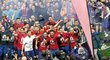 Fotbalisté Levante slaví postup do La Ligy s fanoušky
