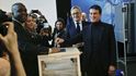 Do druhého kola voleb levice na francouzského prezidenta se dostal Benoit Hamon a Manuel Valls. S velkým náskokem vyhrál Hamon, ač favoritem voleb byl právě Valls. Na obrázku je Valls.