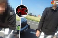 Řidič luxusní Ducati usnul na křižovatce na Královéhradecku: Nadýchal 2 promile!