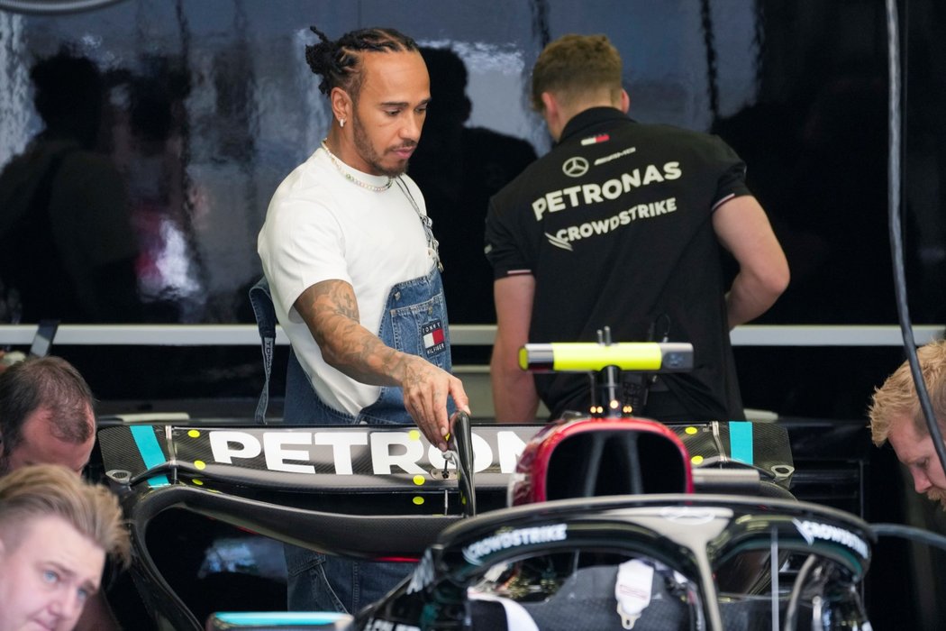 Lewis Hamilton po sezoně opustí Mercedes