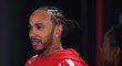 Lewis Hamilton naposledy závodil v Japonsku. Do kokpitu v ostrém závodu znova usedne až v květnu. Lewis Hamilton naposledy závodil v Japonsku. Do kokpitu v ostrém závodu znova usedne až v květnu.