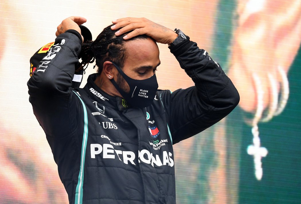 Lewis Hamilton získal sedmý titul mistra světa