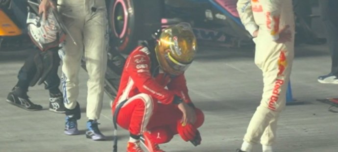 Hamilton v mdlobách