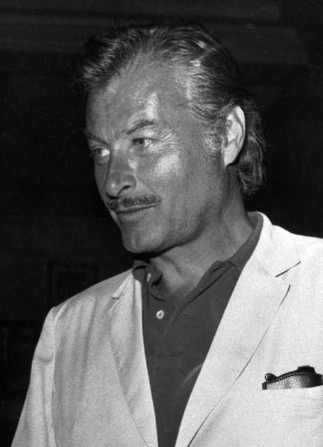 Lex Barker nosil jeden čas i mužný knírek