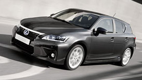 Lexus CT 200h: Spotřeba 3,8 l/100 km, cena 699.000,-Kč