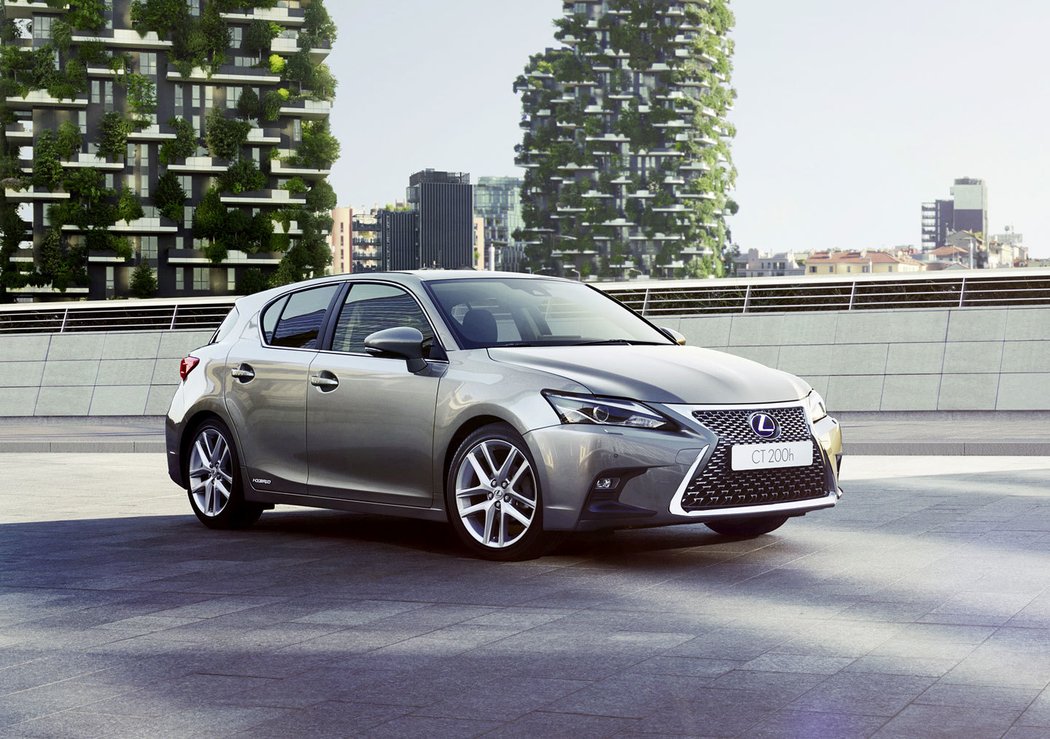 Lexus CT 200h