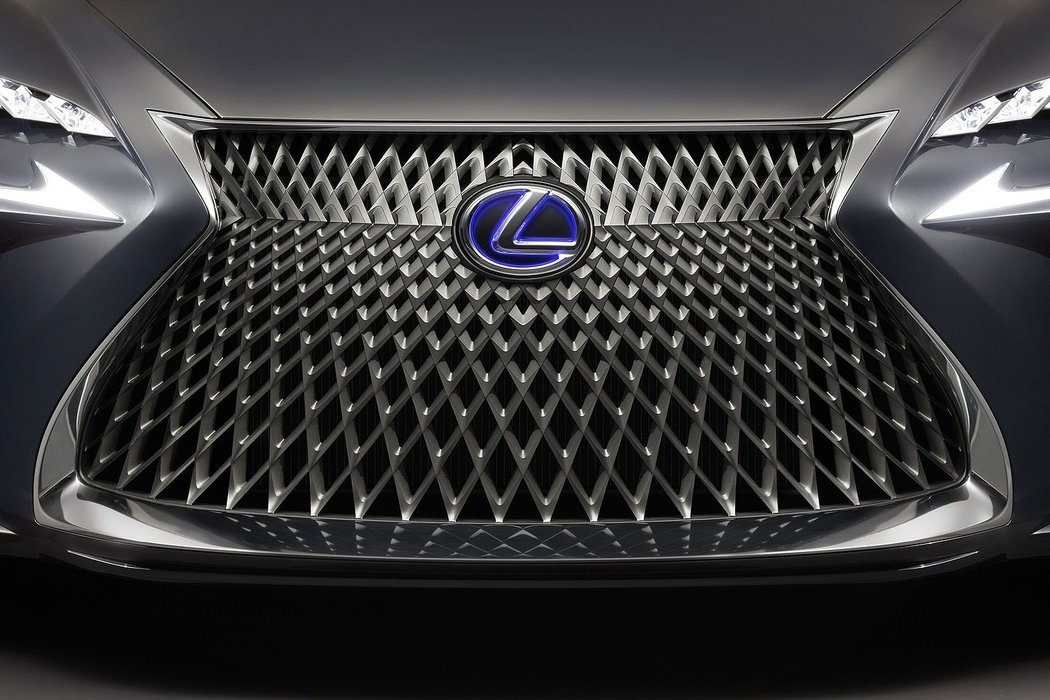 Lexus LS