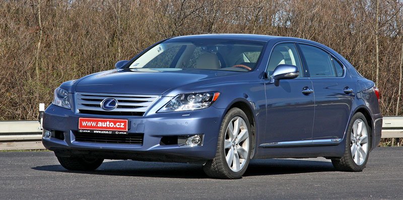 Lexus LS