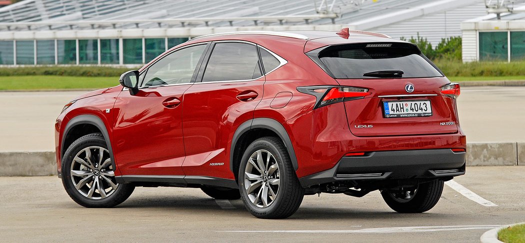 Lexus NX