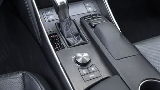 Lexus IS 200t Lexus IS 200t