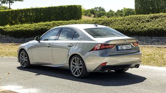 Lexus IS 200t Lexus IS 200t