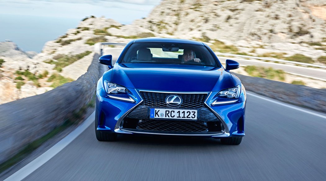 Lexus RC