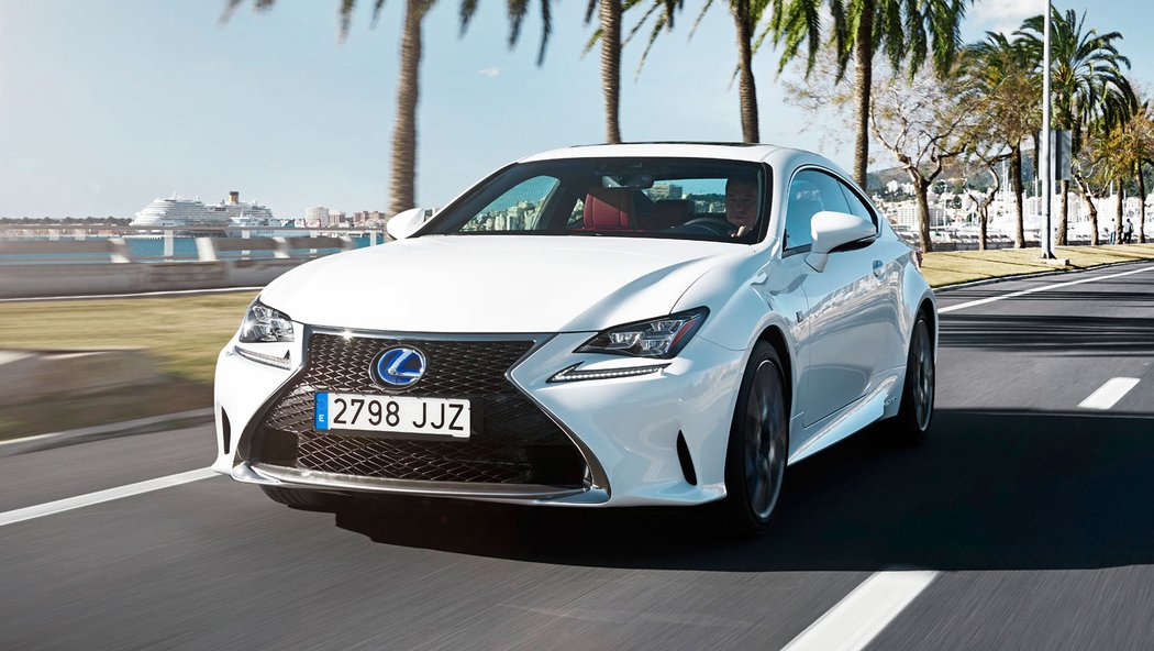 Lexus RC